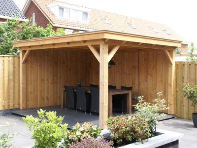 Strakke houten terrasoverkapping -